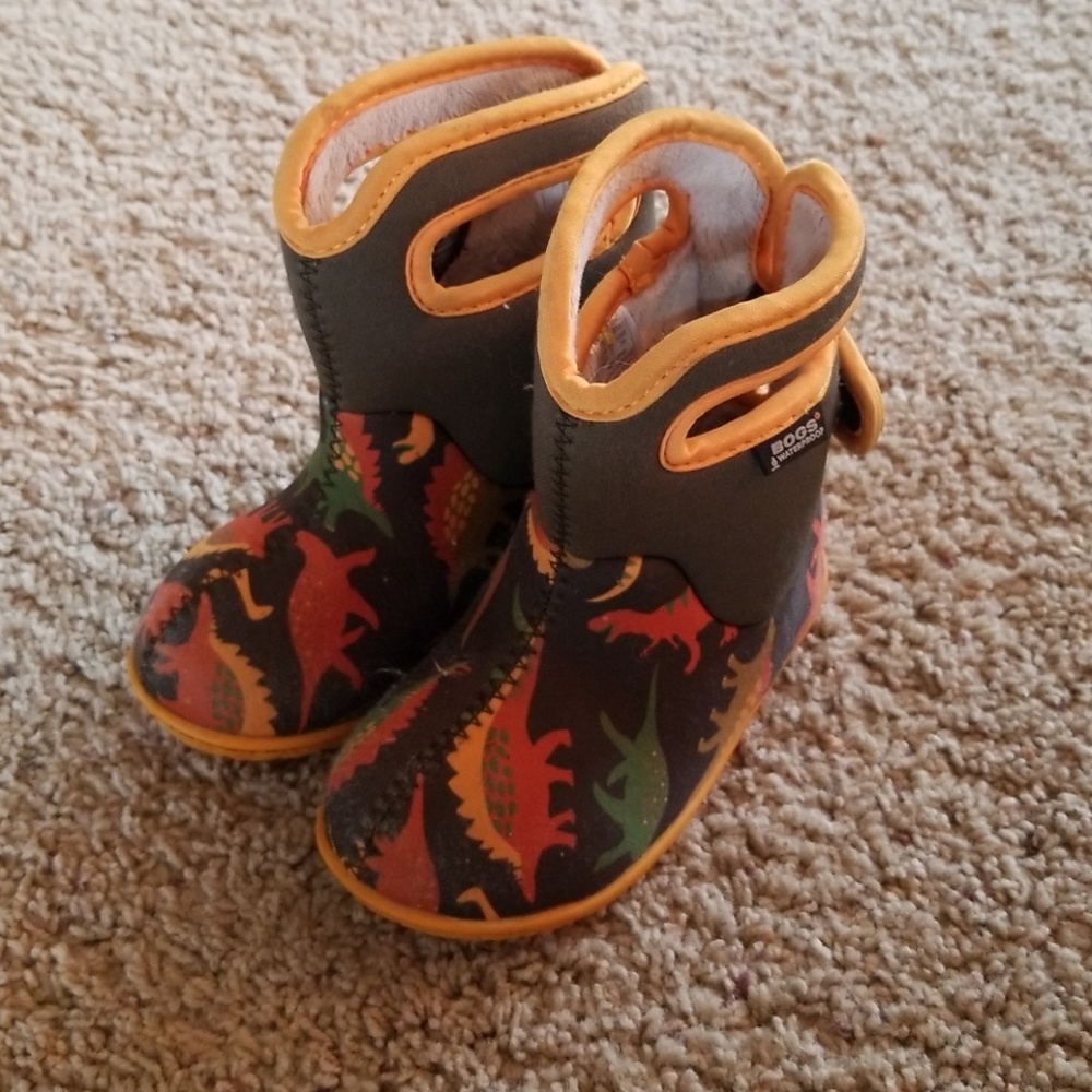 Toddler Bogs!